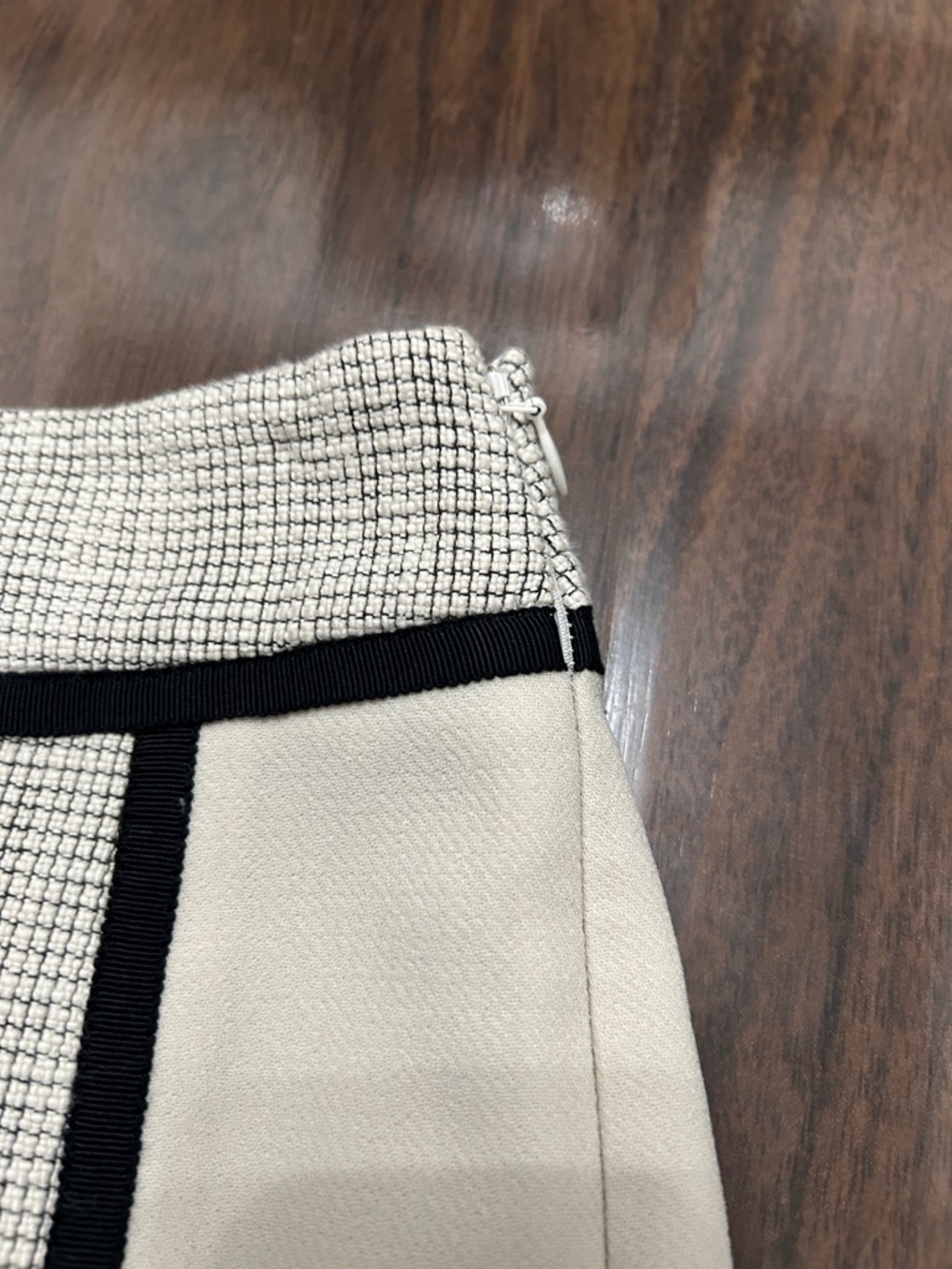 Ann Taylor Cream Colorblock Tweed Jacket and Skirt Suit Set - Picture 12 of 16